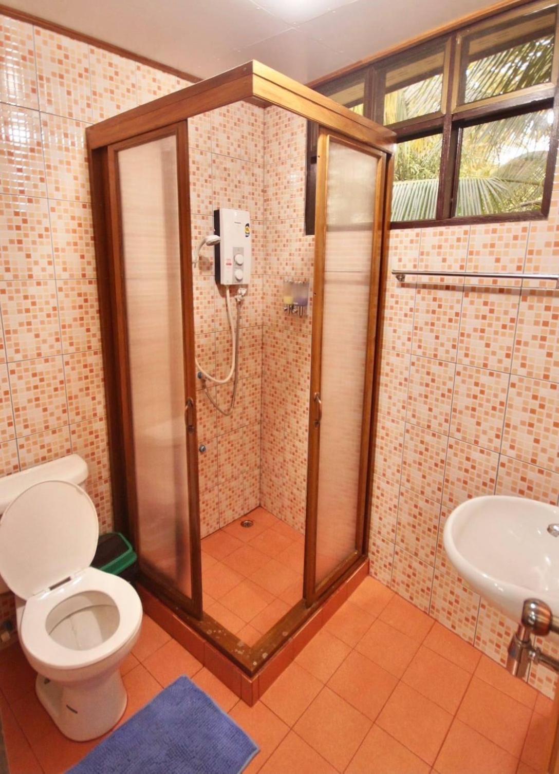 Ferienwohnung เรือนสารภี Phrae Exterior foto